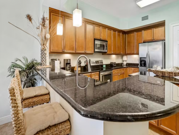 Waterfront Vacation Condo with 3 Bedrooms in Clearwater Beach