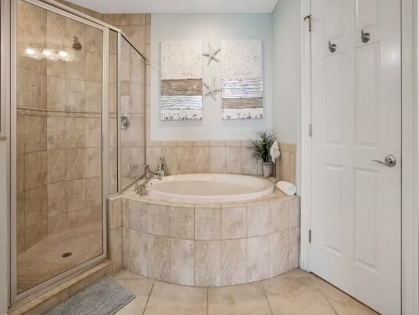 Waterfront Vacation Condo with 3 Bedrooms in Clearwater Beach