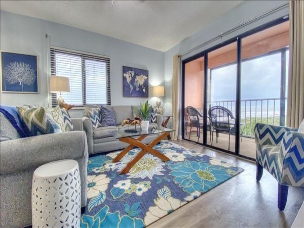 Beautiful 3 Bedroom Condo Communal Pool, Spa & Tennis Courts