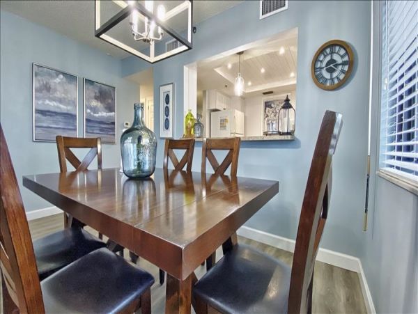 Beautiful 3 Bedroom Condo Communal Pool, Spa & Tennis Courts