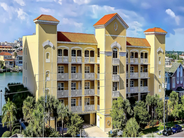 Clearwater Luxury Waterfront Vacation Condo Stunning!