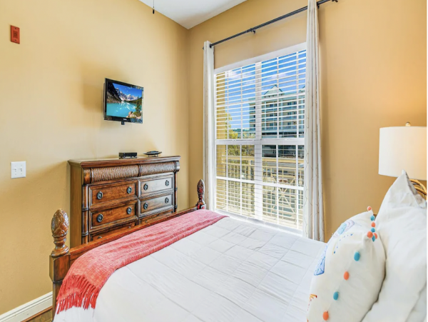 Clearwater Luxury Waterfront Vacation Condo Stunning!