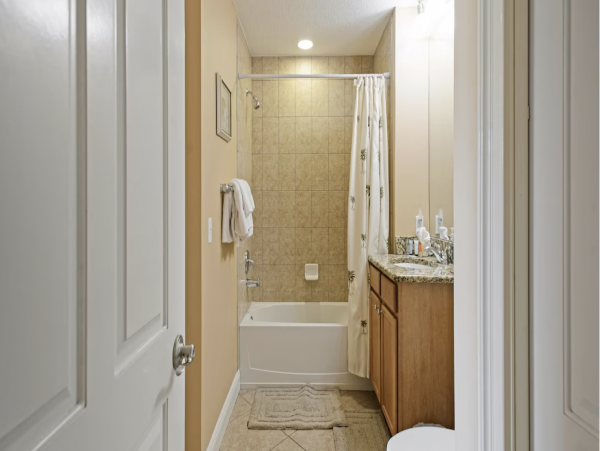 Clearwater Luxury Waterfront Vacation Condo Stunning!