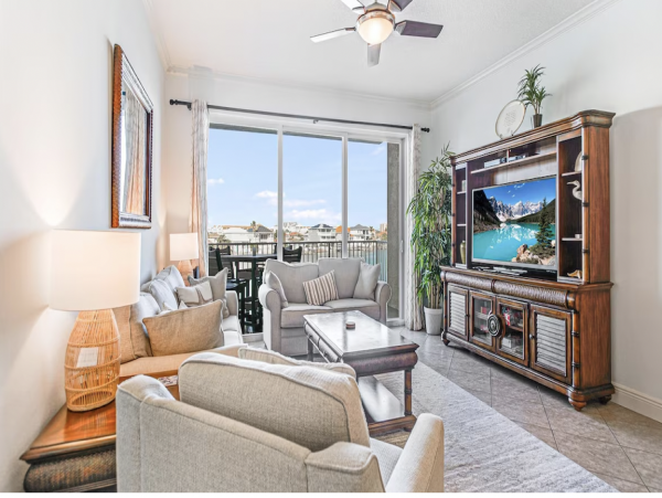 Clearwater Luxury Waterfront Vacation Condo Stunning!