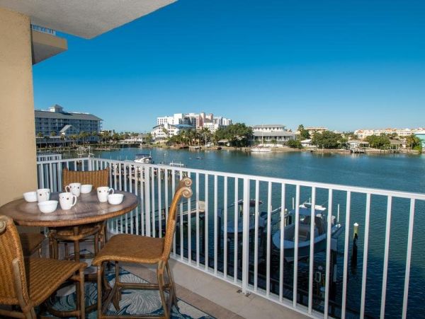 Bayfront 3 Bedroom Vacation Condo in Clearwater Beach