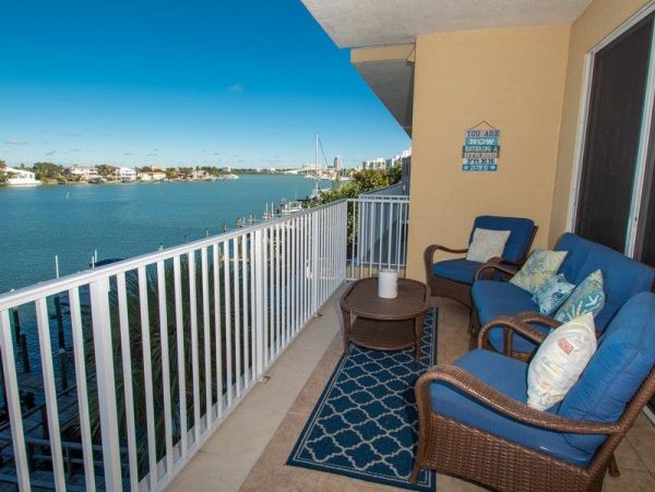 Bayfront 3 Bedroom Vacation Condo in Clearwater Beach