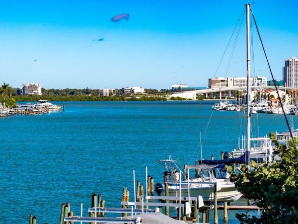 Bayfront 3 Bedroom Vacation Condo in Clearwater Beach