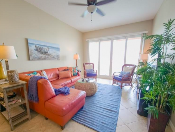 3 Bedroom Condo in Clearwater Beach with water views