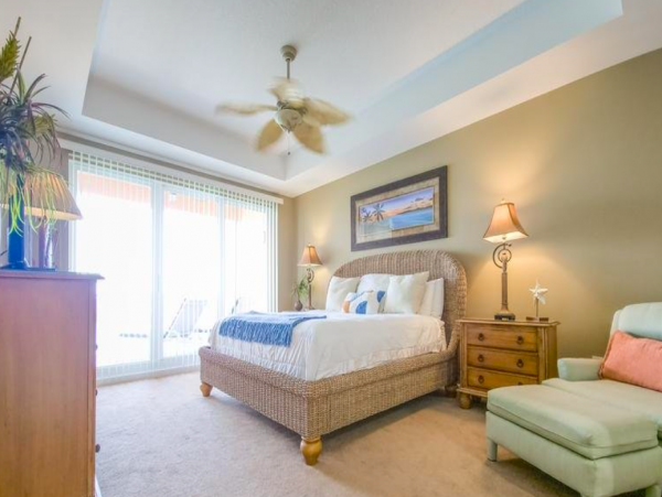 3 Bedroom Condo in Clearwater Beach with water views