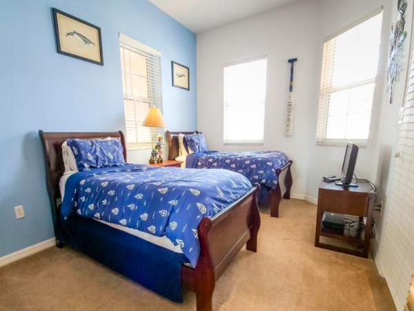 3 Bedroom Condo in Clearwater Beach with water views