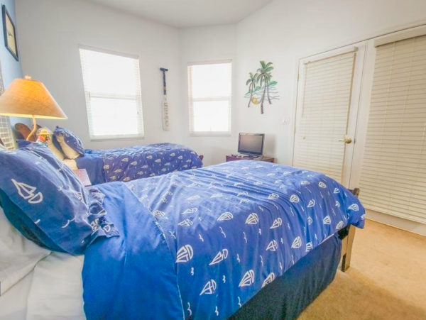 3 Bedroom Condo in Clearwater Beach with water views
