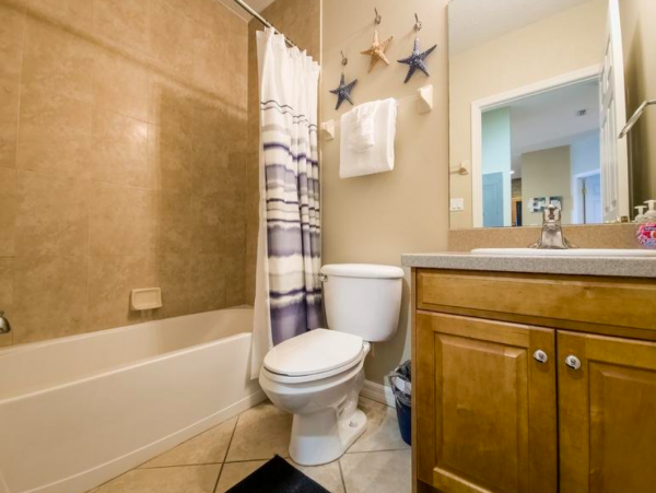 3 Bedroom Condo in Clearwater Beach with water views