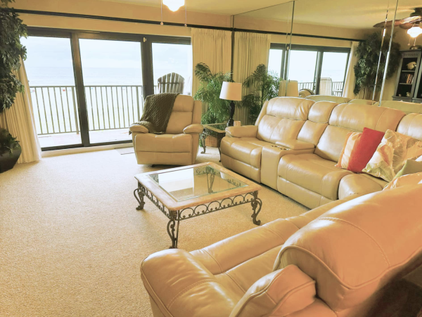 Clearwater Beachfront 2 Bedroom Vacation Rental