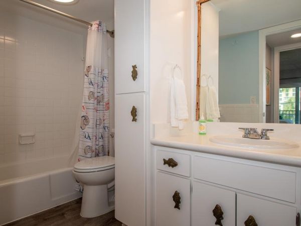 Clearwater Beach Charming Two Bedroom Condo