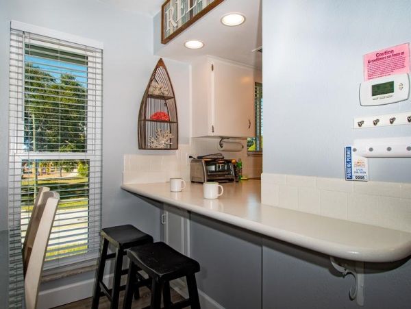 Clearwater Beach Charming Two Bedroom Condo
