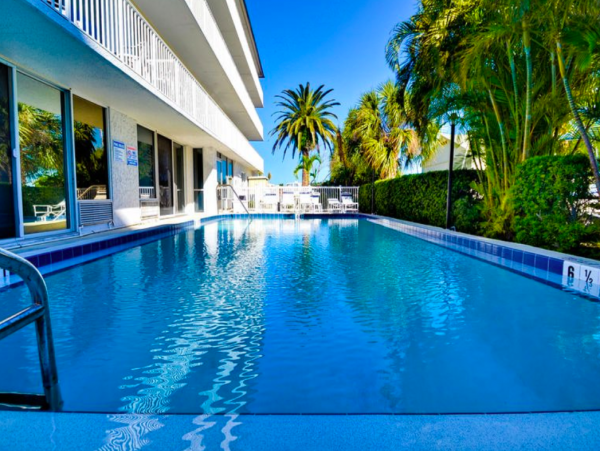 Waterfront Studio condo in Clearwater