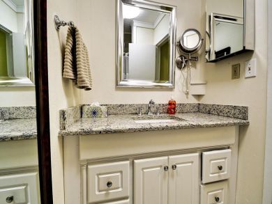 Clearwater Condo 935068