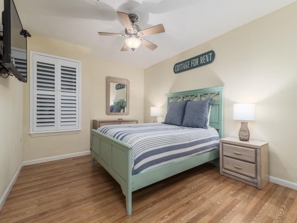 Beautiful 2BD Condo Across the Street from the Beach