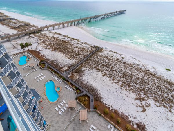 GULF FRONT NAVARRE BEACH CONDO SLEEPS 8
