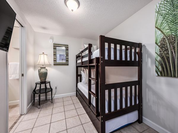 Destin Vacation Condo Three Bedroom Gulf Views