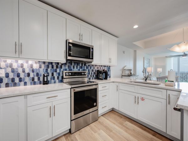 Luxury Destin Beach Rental with 6 Bedroom & Stunning Views