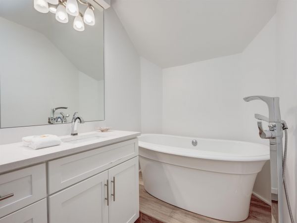 Luxury Destin Beach Rental with 6 Bedroom & Stunning Views