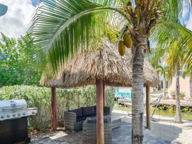 Spacious 3 Bedroom Home with Private Pool & Dock
