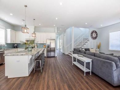 Walk to Beach 7 Bedroom Vacation Rental Home in Destin