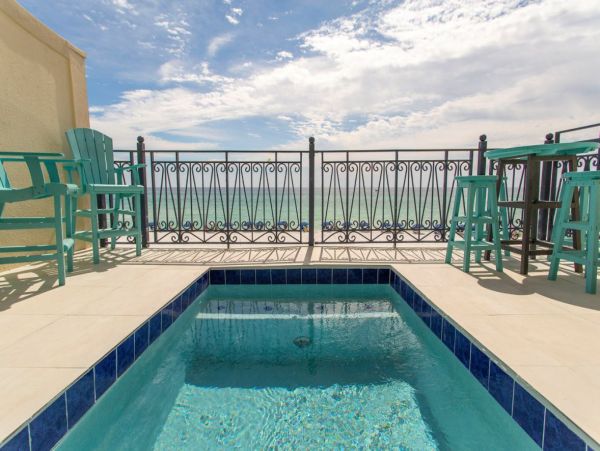 Luxury Oceanfront Vacation Home in Marimar Beach