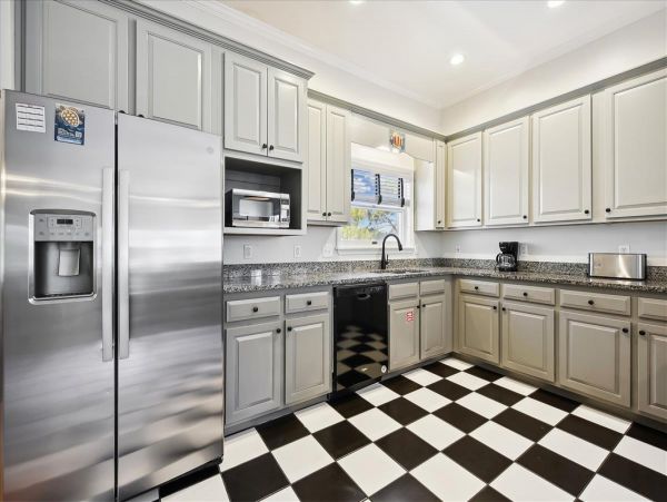 St. George Island Home with 5 Bedrooms