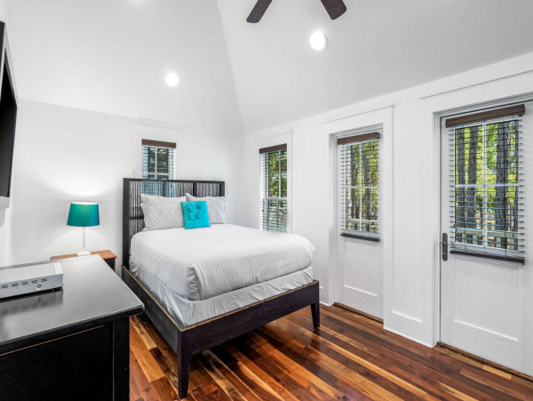 Santa Rosa Beach Vacation Rental with 6 Bedrooms