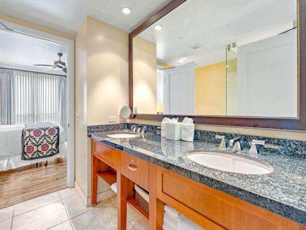 Kaanapali 2 Bedroom Oceanfront Luxury Condo
