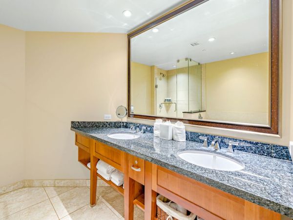 Kaanapali 2 Bedroom Oceanfront Luxury Condo
