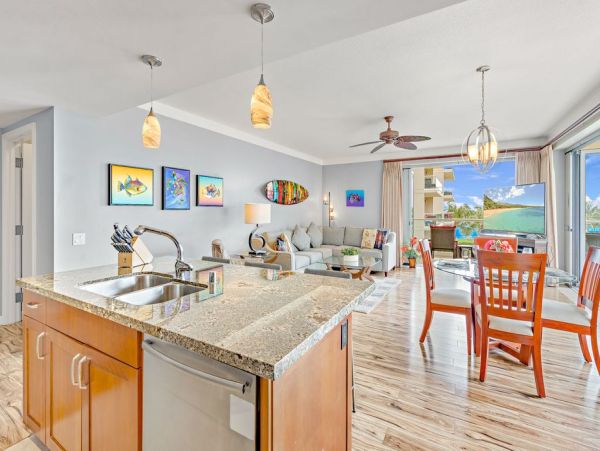 Kaanapali 2 Bedroom Oceanfront Luxury Condo