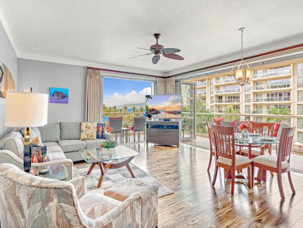 Kaanapali 2 Bedroom Oceanfront Luxury Condo