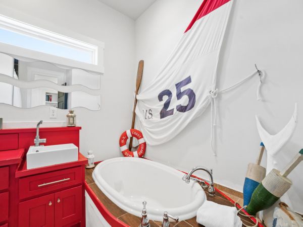 Capew San Blas Gulf Front Five Bedroom Luxurious Vacation Rental