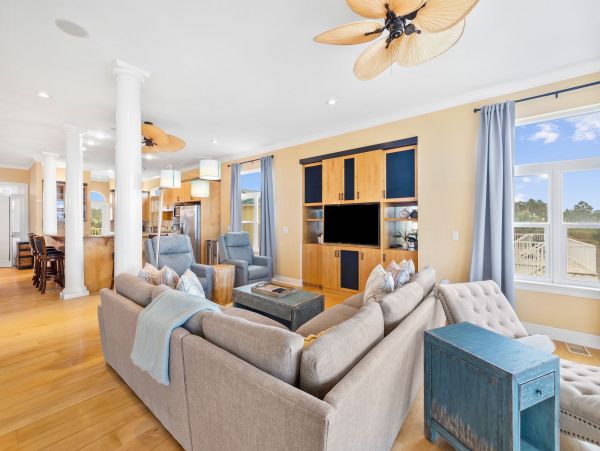 Luxurious Vacation Rental in Cape San Blas