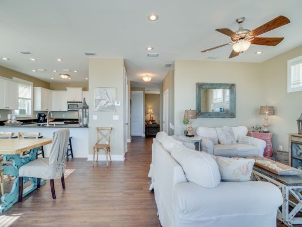 Gulf Front Vacation Rental with 6 Bedrooms in Indian Pass