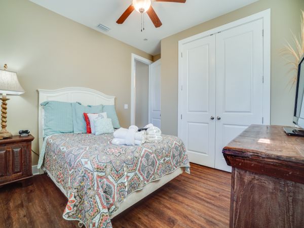 Gulf Front Vacation Rental with 6 Bedrooms in Indian Pass
