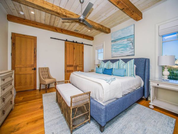 Blue Mountain Modern 6 Bedroom Beachfront Home Amazing Views