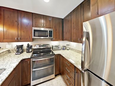 Avon Condo 936052