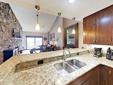 Avon Condo 936052