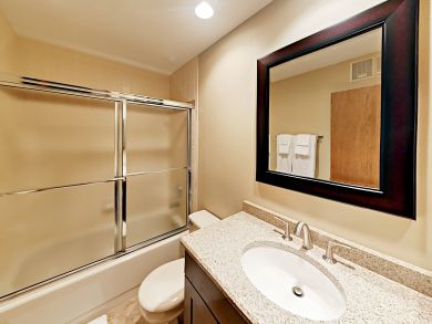 Avon Condo 936052
