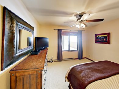 Avon Condo 936052
