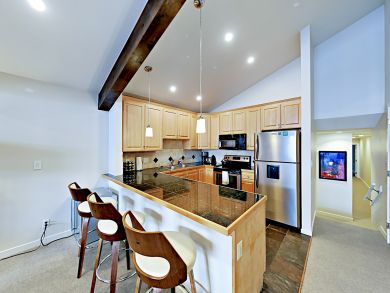 Avon Condo 936053