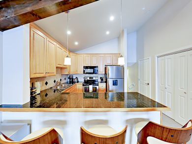 Avon Condo 936053