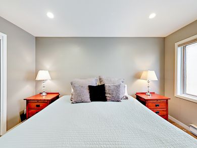 Avon Condo 936053