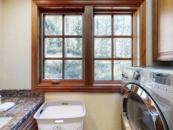 Keystone Six Bedroom Luxury Vacation Home Perfect Getaway 6,000 Sq Ft. NEW ARRIVAL!