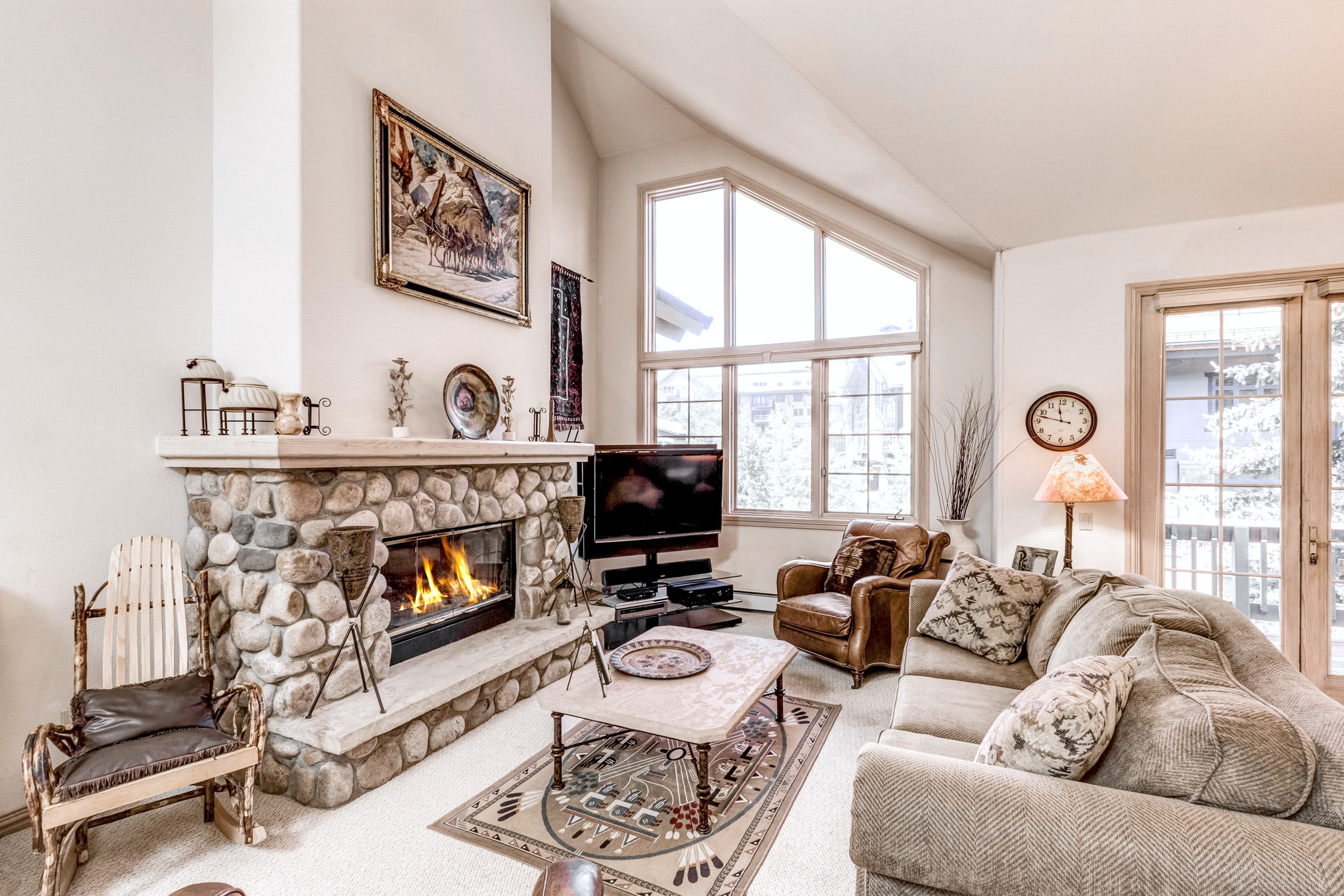 Ski-in/Ski-Out Four Bedroom Slope-side! Ski-in/Ski-Out Four Bedroom Slope-side!