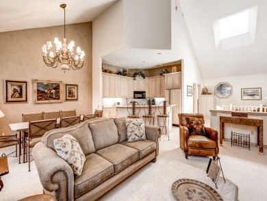 Ski-in/Ski-Out Four Bedroom Slope-side! Ski-in/Ski-Out Four Bedroom Slope-side!